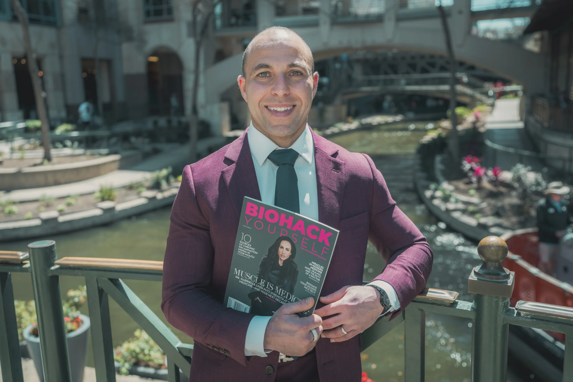 Dr. Yuriy May with the Winter 2025/26 issue of Biohack Yourself Magazine